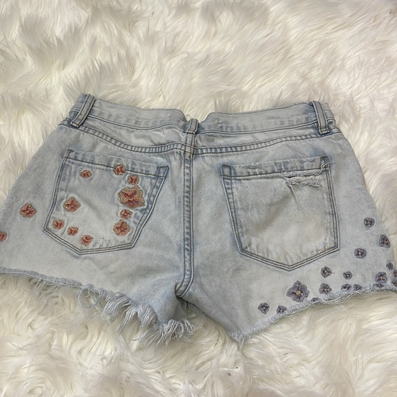 Floral Light Blue Denim Jean Shorts - Picture 2 of 8